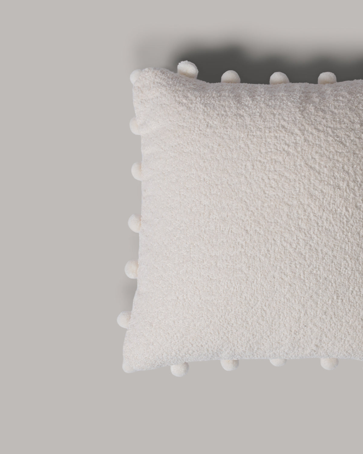 ecomposer-color-white,ecomposer-size-45cm-x-45cm
