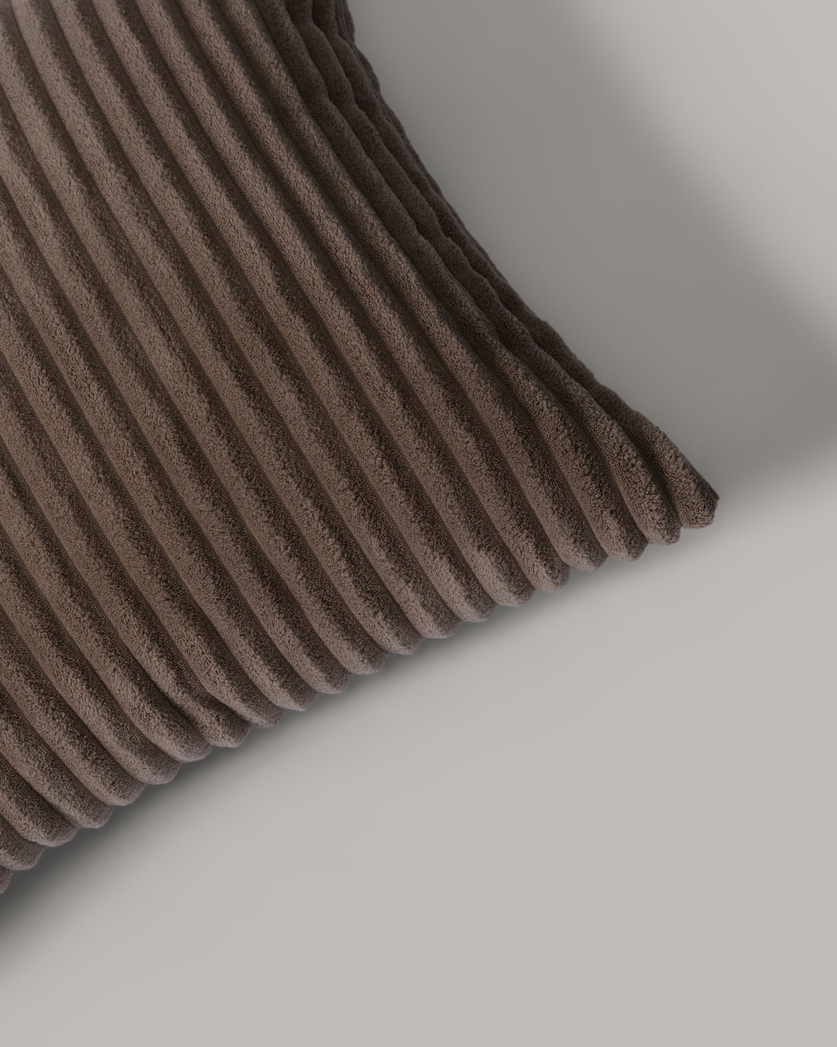 ecomposer-color-brown,ecomposer-size-45cm-x-45cm