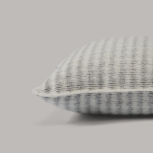 ecomposer-color-light-grey---white-piping,ecomposer-size-45cm-x-45cm