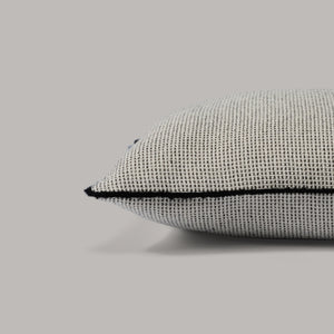 ecomposer-color-light-grey---black-piping,ecomposer-size-45cm-x-45cm