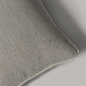 ecomposer-color-light-grey---white-piping,ecomposer-size-45cm-x-45cm