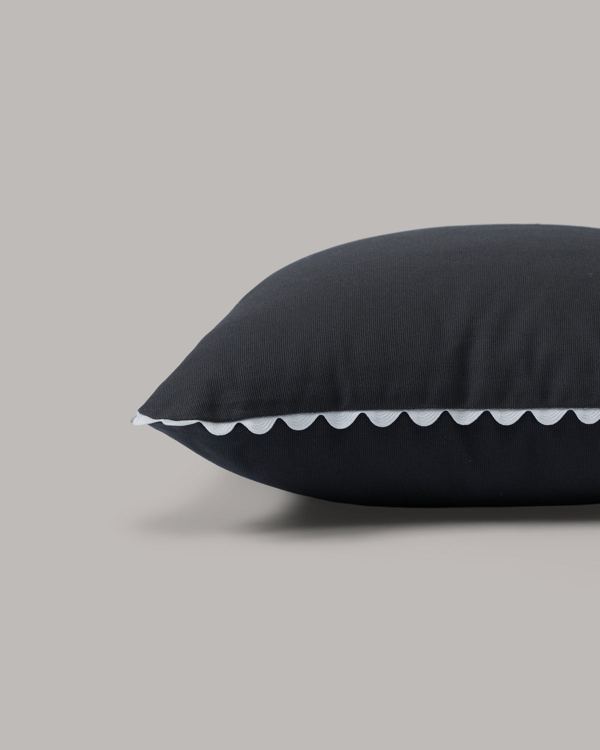 ecomposer-color-dark-grey,ecomposer-size-45cm-x-45cm