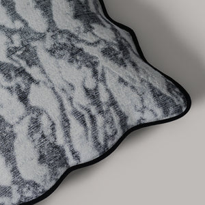 ecomposer-color-soft-white---black-piping,ecomposer-size-irregular