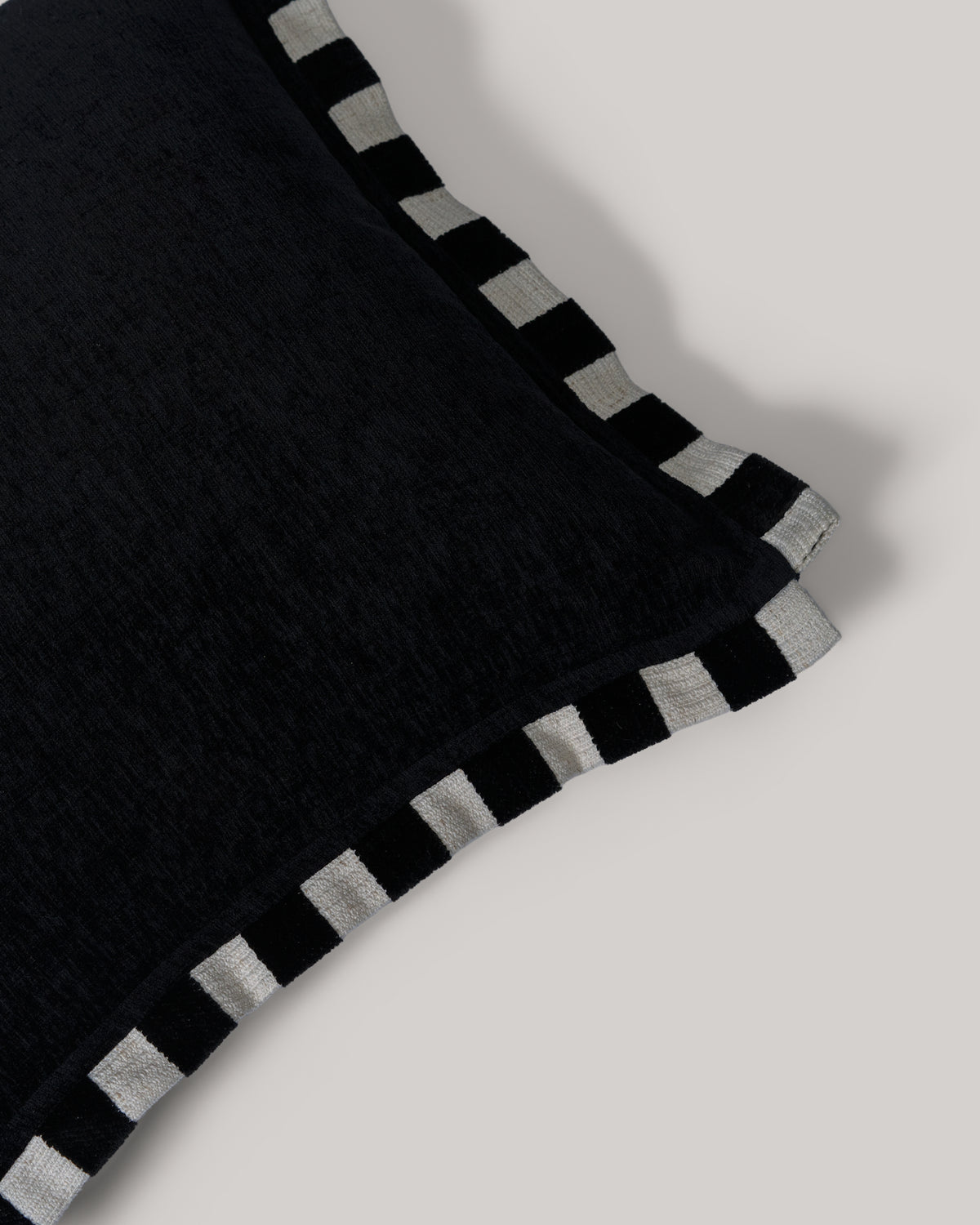 STRIPE EDGE
