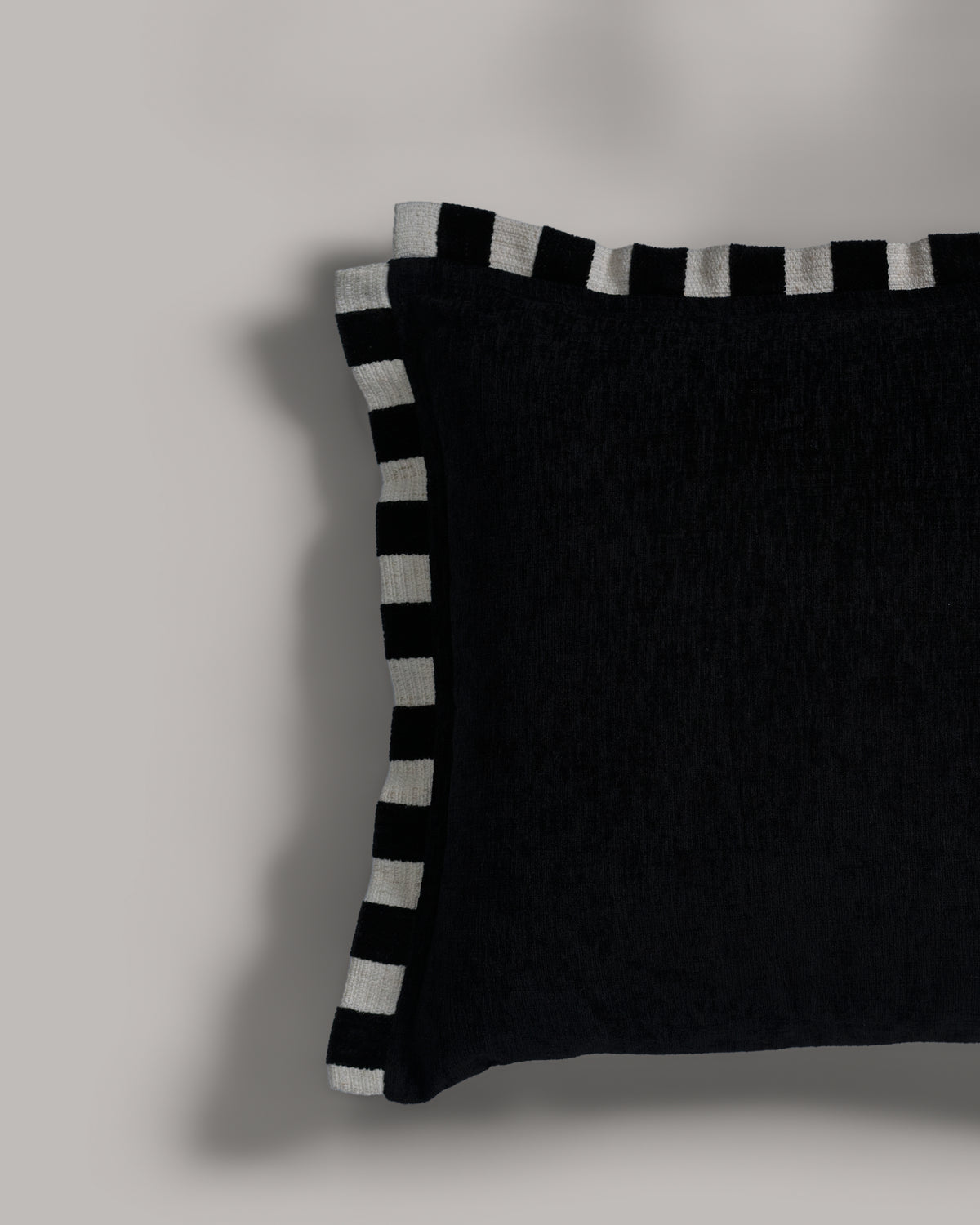 STRIPE EDGE