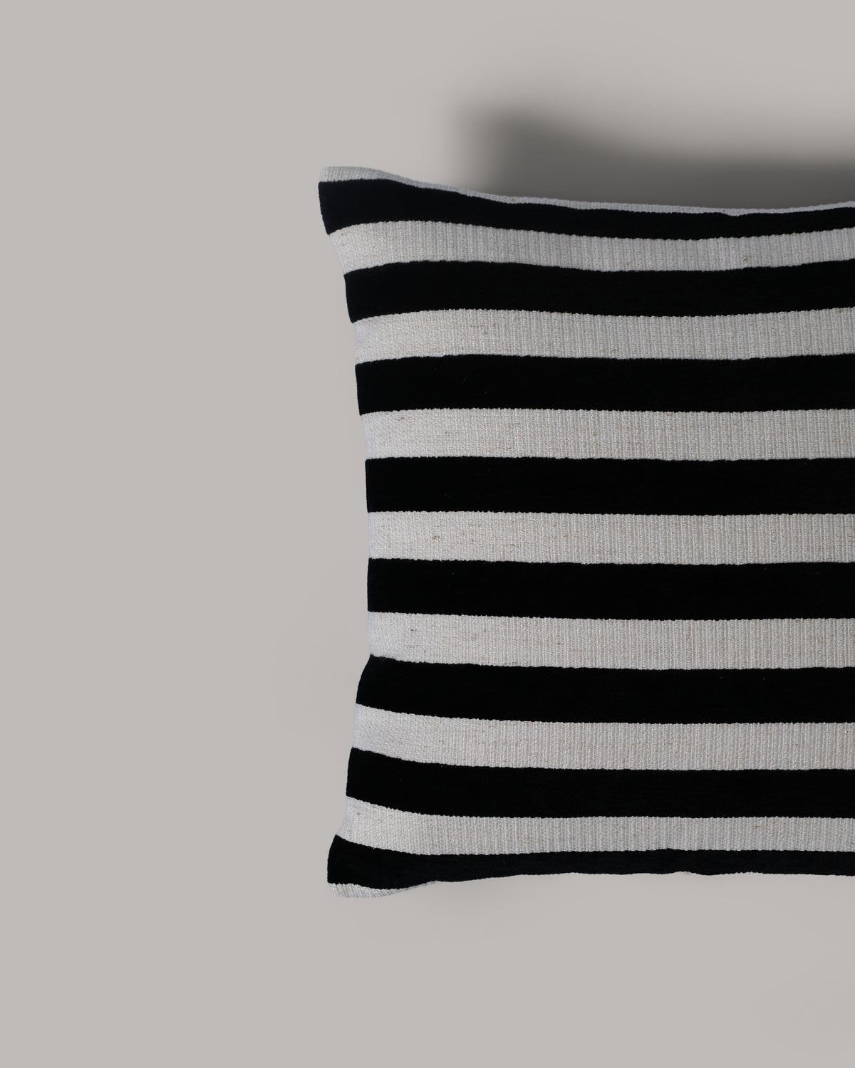 ecomposer-color-black,ecomposer-size-45cm-x-45cm