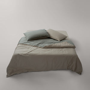 ecomposer-color-oat-beige-+-sage-green