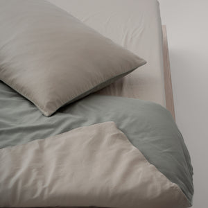 ecomposer-color-oat-beige-+-sage-green