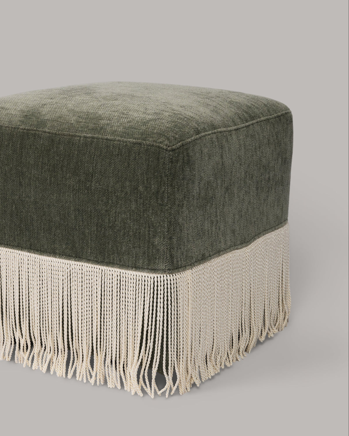 ecomposer-color-olive,ecomposer-size-square---l42-×-w42-×-h42-cm